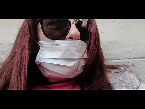 ❤️ Nicoletta hakmerret me fqinjin e saj dhe urinon në garazhin e tij (Karantina speciale italiane Covid19) ❤️❌ Video anale në sq.rusanalog.ru