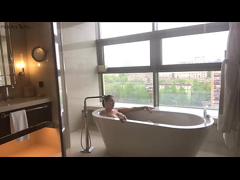 ❤️ Foshnjë e jashtëzakonshme që tund me pasion pidhin e saj në banjë ❤️❌ Video anale në sq.rusanalog.ru